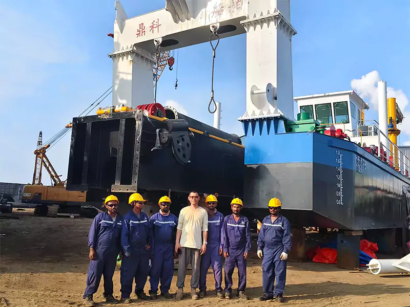 A Dingke Company alcançou uma cooperação profunda com clientes estrangeiros.