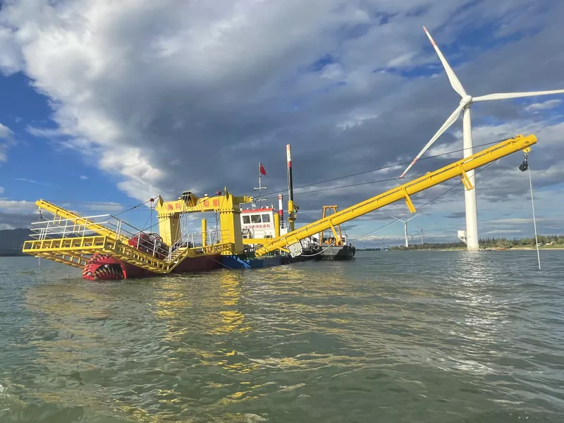 Draga de sucção com cortador DK650